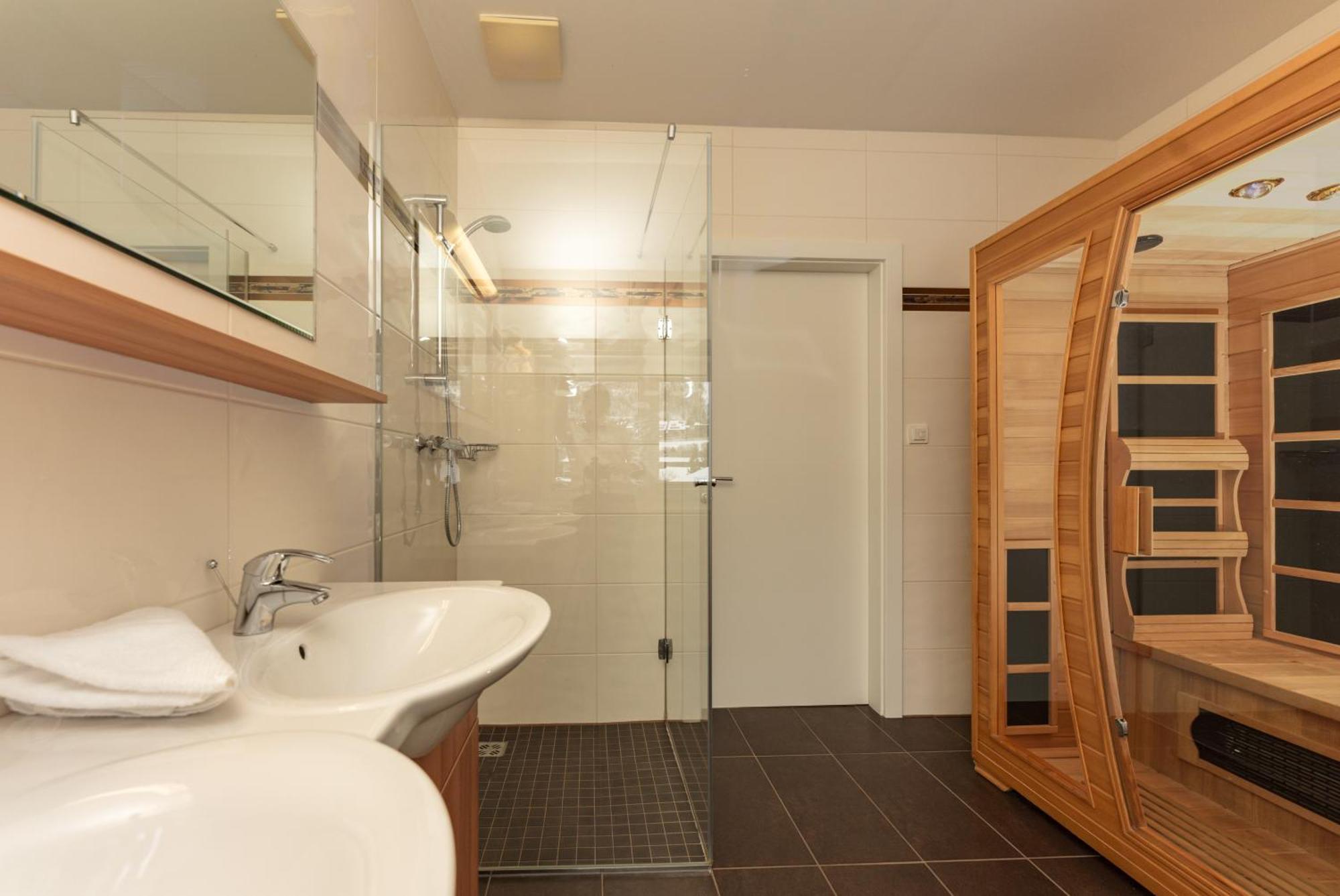 Ferienwohnungen Karoline By Schladming-Appartements Szoba fotó